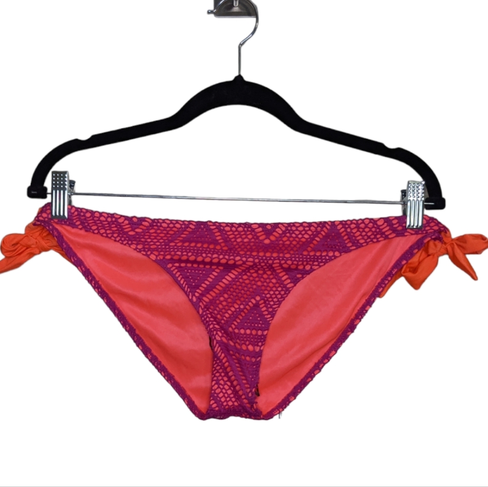NWT YMI Plus Size Magenta Crochet Bikini Bottom 2X Adjustable Tie Sides